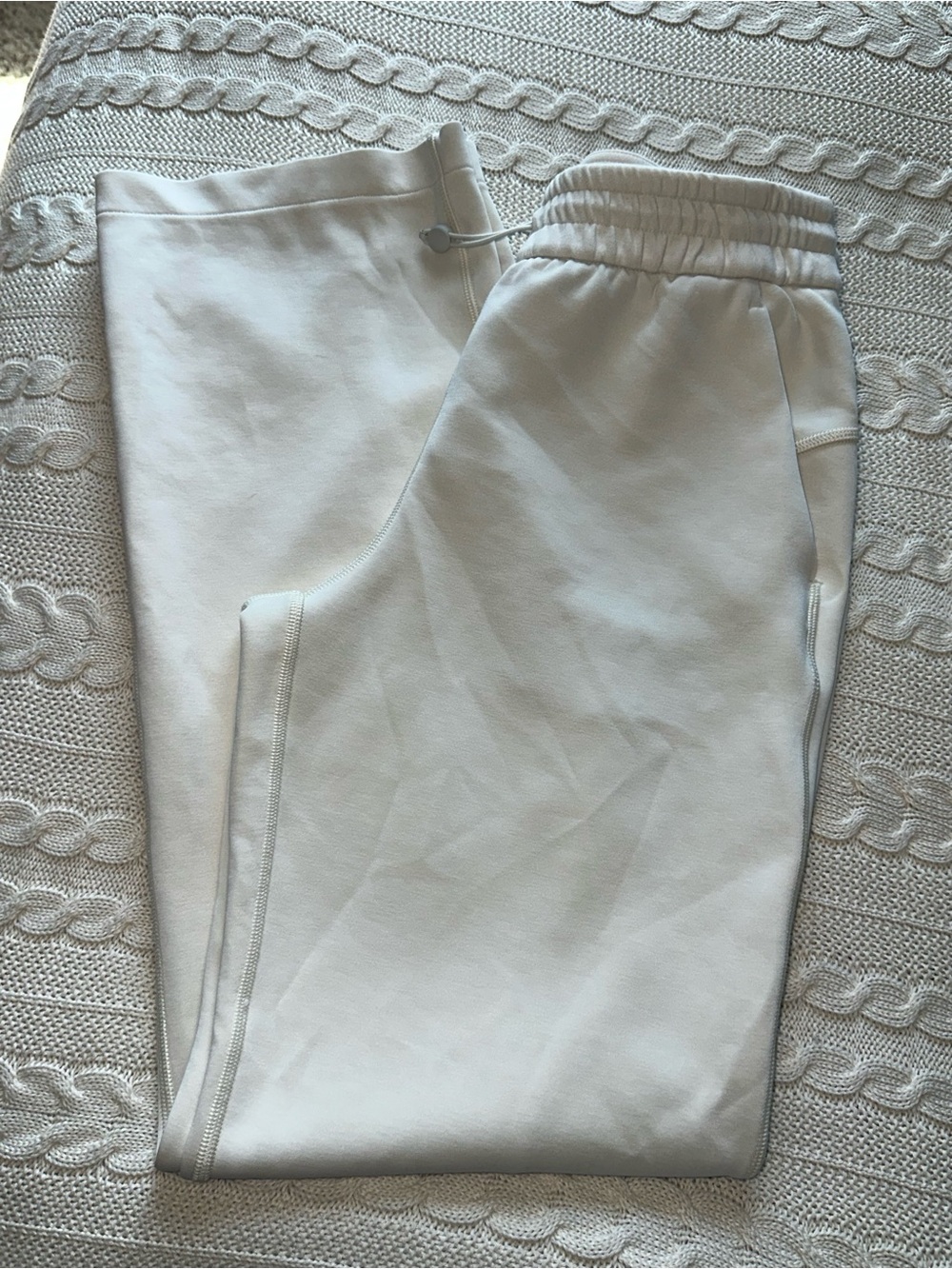Lululemon Softstreme High-Rise Pant Regular Inseam 31” Bone Size 4